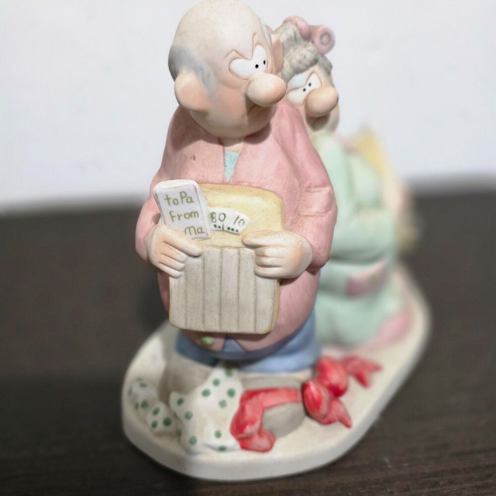 Samuel Butcher McCoon's County Wishing You a Two Ton Christmas Figure 1st Edit - Picture 7 of 16